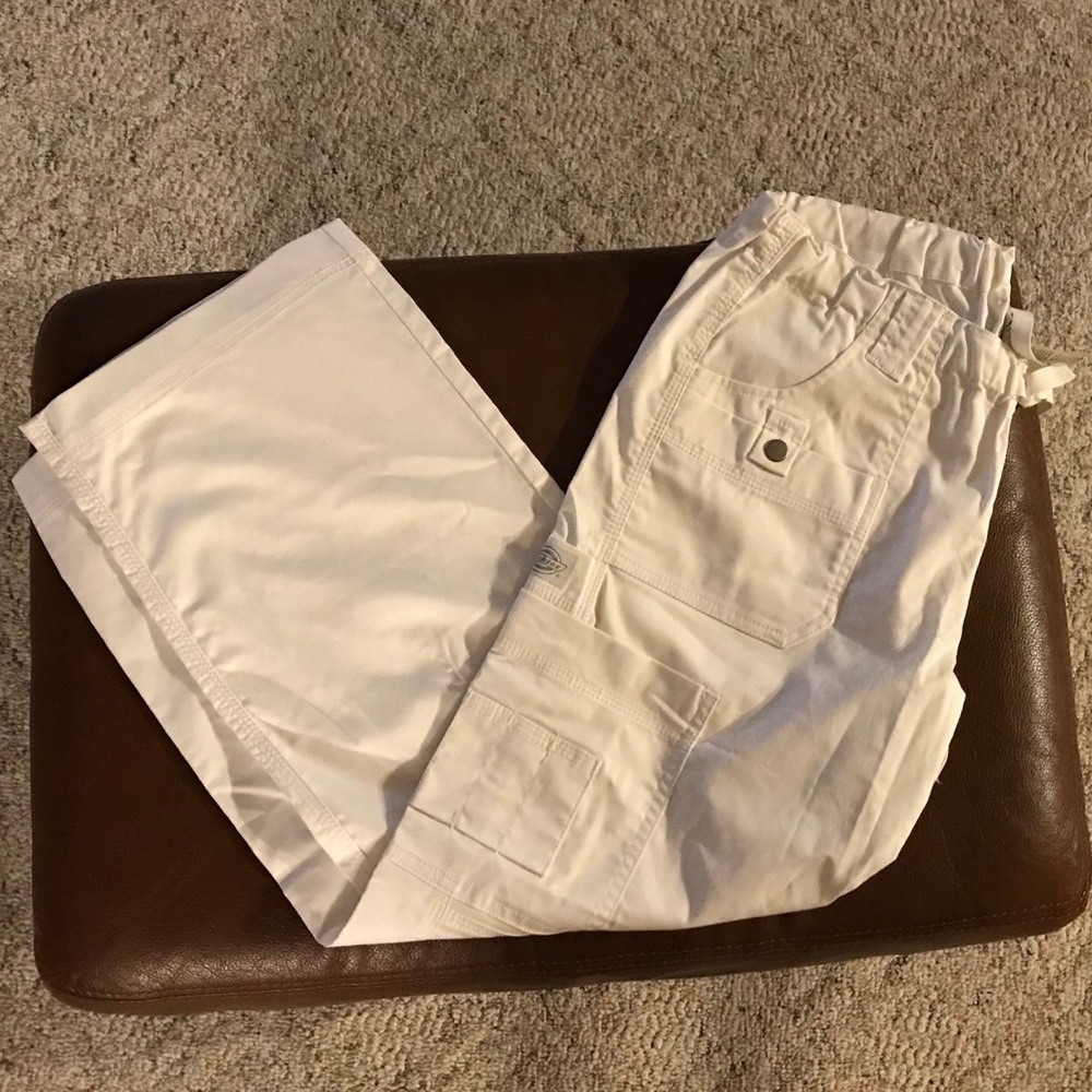 Women’s scrub pants